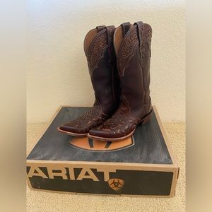 Ariat brown cowboy boots size 8 1/2